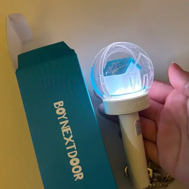 보넥도 미니 응원봉 키링 판매합니다