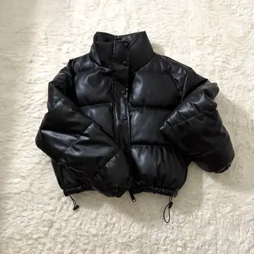 블랙 다운 자켓