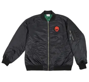 유니버셜 쿠파 바시티 자켓 스카잔