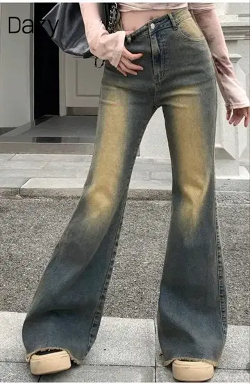 그레이 부츠컷 데님