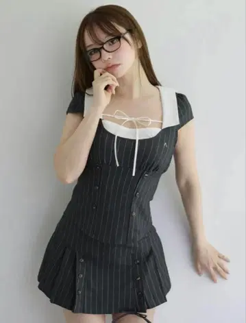 ANDMARY 안드마리 Barbie girls set up Gray