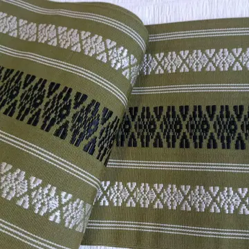 올리브 그린에 독코 패턴의 하카타 반폭 오비, 코부쿠로 오비