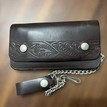 다크 브라운 가죽 장지갑 체인 포함