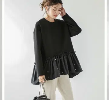 택 포함 미사용 새상품 AMELY 펄 모티브 페플럼 상의