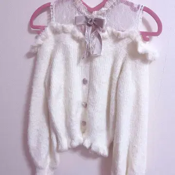 LIZLISA 오프숄더 니트 화이트