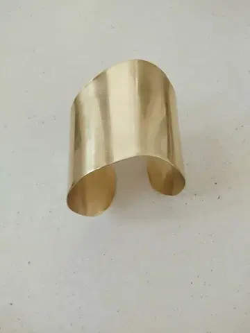 놋쇠 변형 뱅글