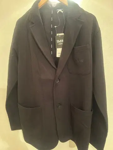 1MW 블랙 테일러드 자켓 GU