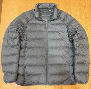 유니클로 울트라 라이트 다운 자켓 M 그레이