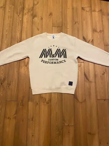 M&M / 엠앤엠 긴팔 맨투맨