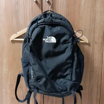 THE NORTH FACE 블랙 백팩