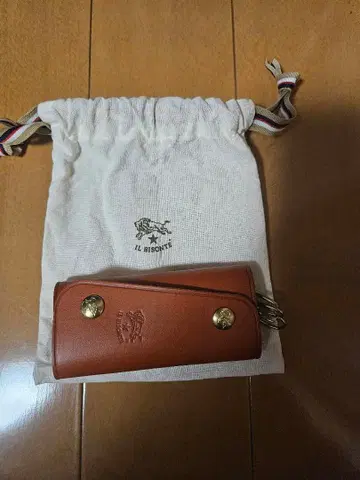 IL BISONTE 브라운 가죽 키케이스