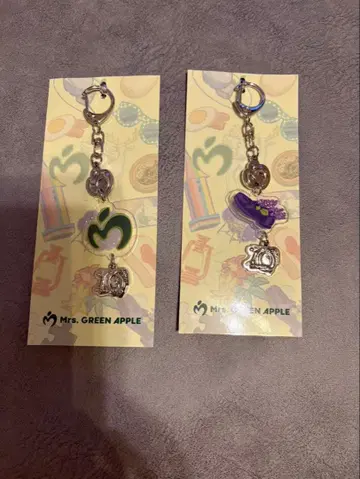 미세스 랜덤 참 키링 로고 라일락 2개 세트