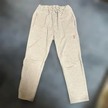 This is my sportswear 러닝 스웨트 팬츠 빨간색 로고