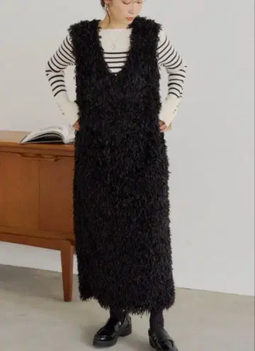 titivate/페더 프린지 원피스/보송보송/블랙/M