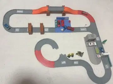 토미카 타운 도로 세트 미니카 순찰차 외 토미카 5대 포함 표지판