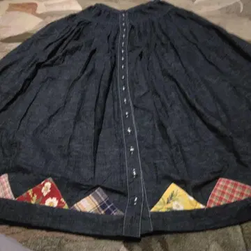 핑크하우스 새상품급 소프트 데님 플레어 스커트 패치워크