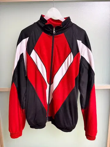 WILLY CHAVARRIA 자켓