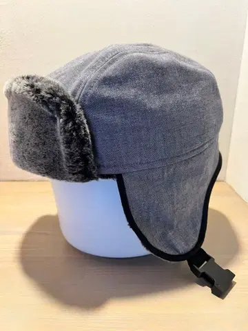 Enyce 에니체 귀도리 포함 그레이 플라이트 캡