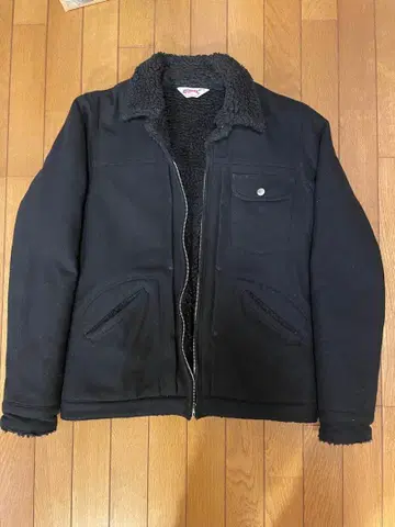 Wrangler 보아 안감 블랙 점퍼 L 사이즈