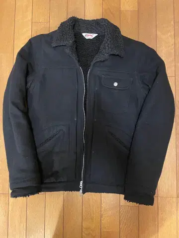 Wrangler 보아 안감 블랙 점퍼 L 사이즈