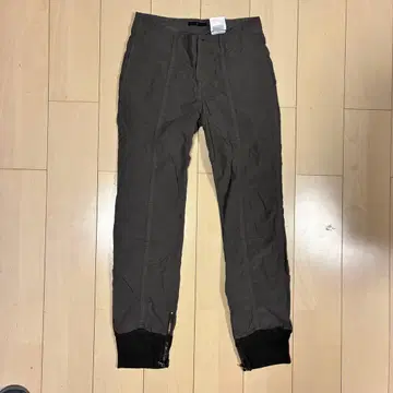 JULIUS STEEL 컬러 팬츠 사이즈 2