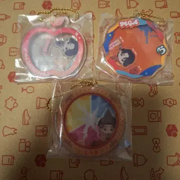 미세스 제일복권 바스락 아크릴 참 모리모토 타카키