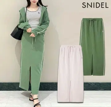 snidel UV컷 맨투맨 타이트 스커트, 후드 맨투맨 셋업