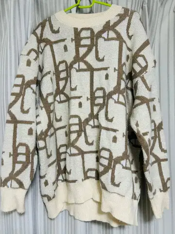 긴팔 니트 스웨터