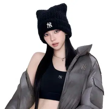 [새상품] 카리나 착용 MLB KOREA 고양이 귀 니트 모자 블랙