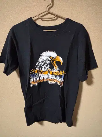 HideSeek (하이드앤시크 T셔츠 이글 프린트)