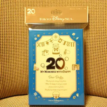 더피와의 추억이 되살아나는 굿즈 엽서 세트