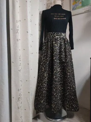 JENNE x 브리지트 바르도 레오파드 무늬 맥시 길이 플레어 스커트 S