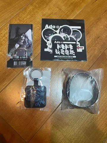 Ado 라이브 굿즈 4점 일괄 판매