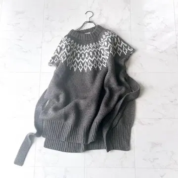 새상품급 HYKE 알파카 혼방 노르딕 스웨터 판초 사이즈 1 빅 그레이