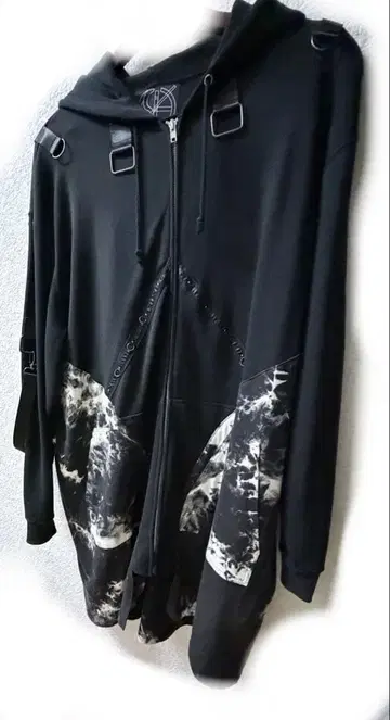 오즈 오네스트 데조로 웍스 후드티