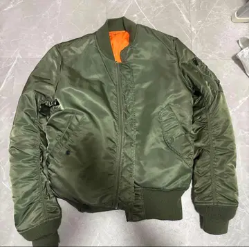 MA-1 자켓 올리브 그린