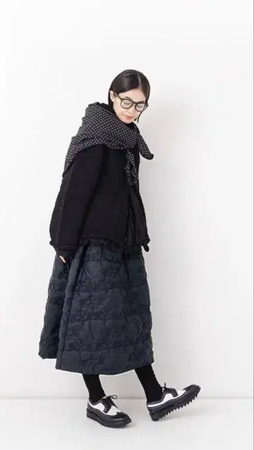 베리떼꾸르 퀼팅 스커트 새상품