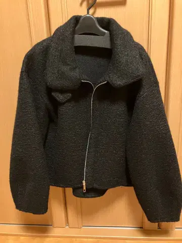 이번 시즌 신상 미사용 새상품 NUS 일본제 울 혼방 코트