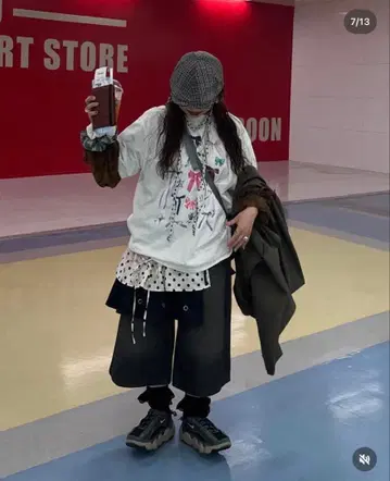 Me+Me/미프러스미 이소재 멀티 웨이 랩 스커트