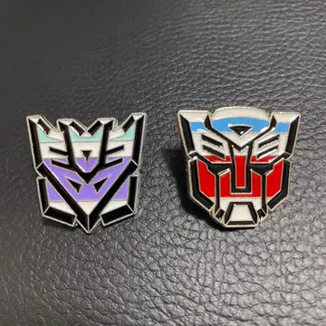 트랜스포머 로고 사이버트론 데스트론 금속 핀 배지 2개 세트