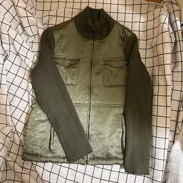 올리브 그린 플리스 자켓 니트