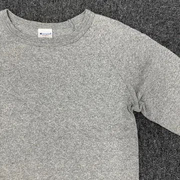 252 챔피온 그레이 래글런 슬리브 티셔츠