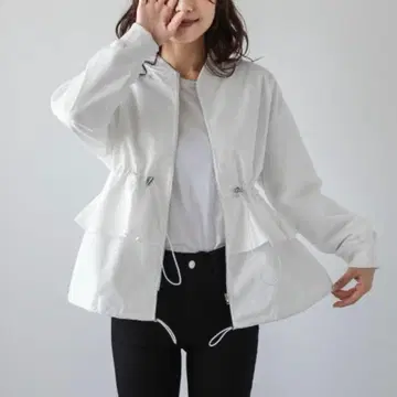 AMELY 프릴 라이트 블루종 [ 화이트 ]