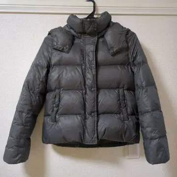 KBF 후드 부착 그레이 다운 자켓