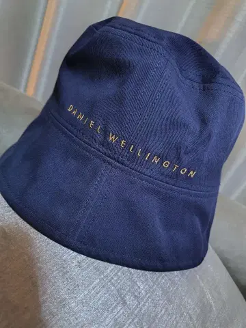 DANIEL WELLINGTON 버킷햇 네이비