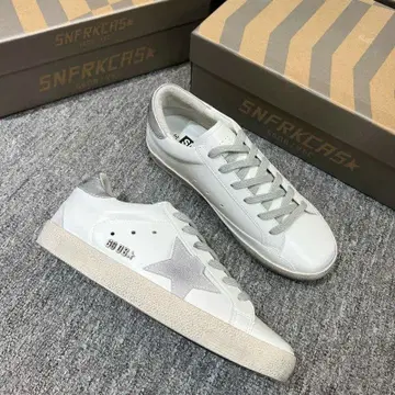 새상품 GOLDEN GOOSE GGDB 빈티지 신발 화이트 스니커즈