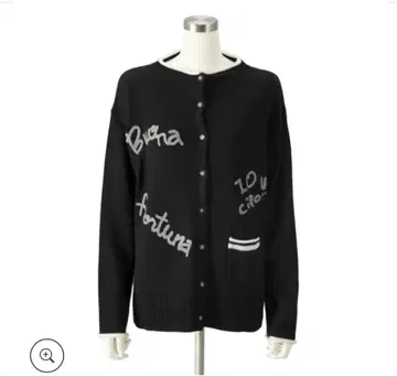 KiKKi 코드 자수 미니 하이넥 블랙 니트 가디건 새상품