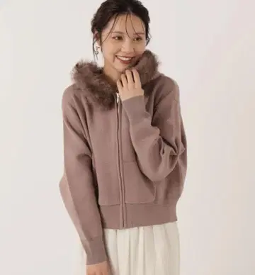 [ 미사용 새상품 ] 퍼 달린 집업 가디건