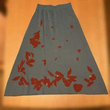 팔라스 팰리스 플레어 스커트 빨간색 꽃무늬