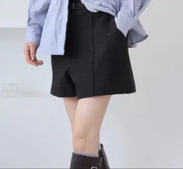 VIS 저리 멜톤 벨트 숏팬츠 차콜